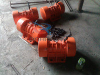 振動電機(jī) 振動電機(jī)