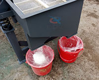 玻璃纖維直線振動(dòng)篩 玻璃纖維直線振動(dòng)篩